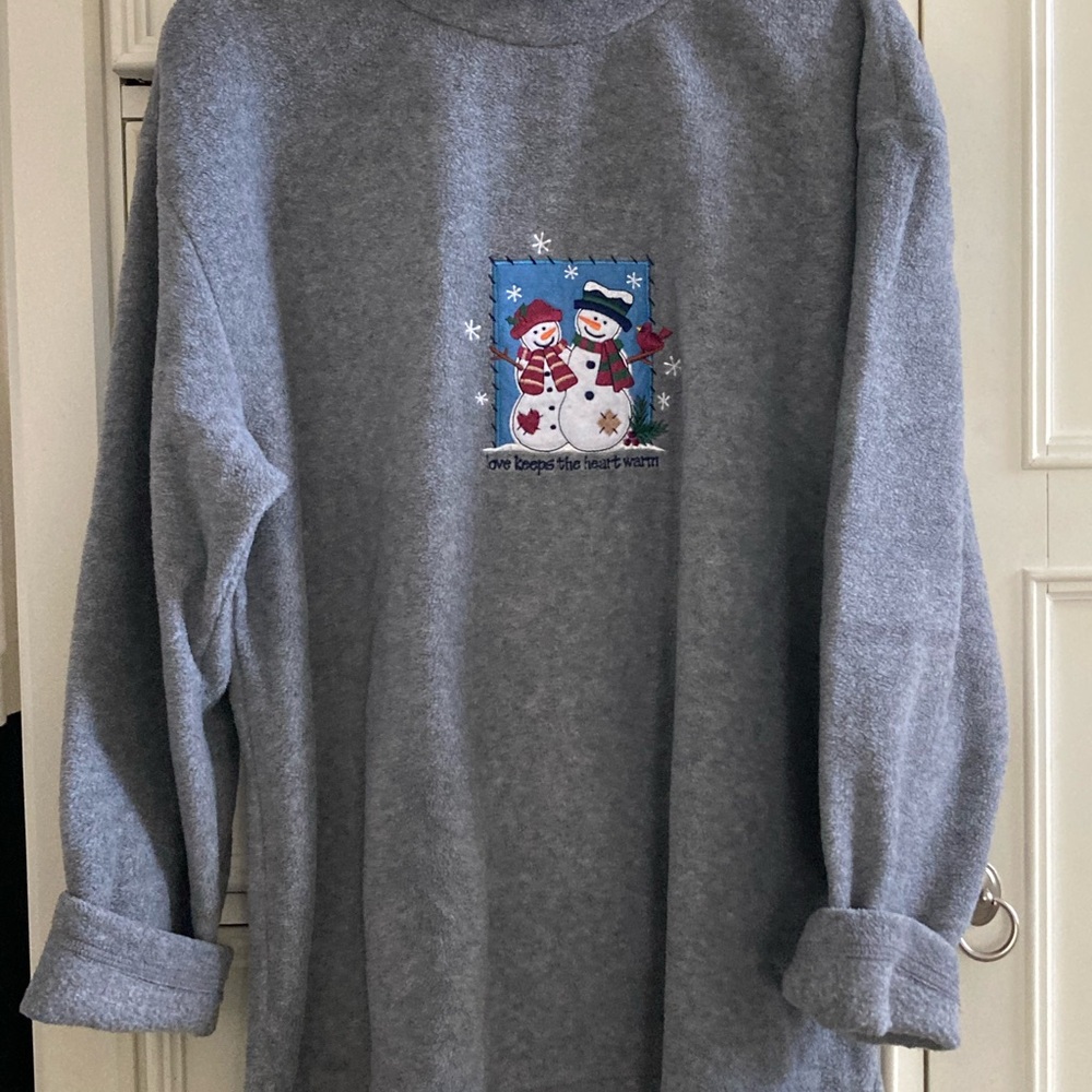 CUTE AND COZY!
Croft & Barrow Snowman Fleece